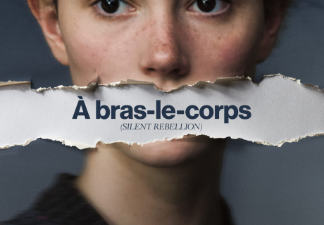 À BRAS-LE-CORPS